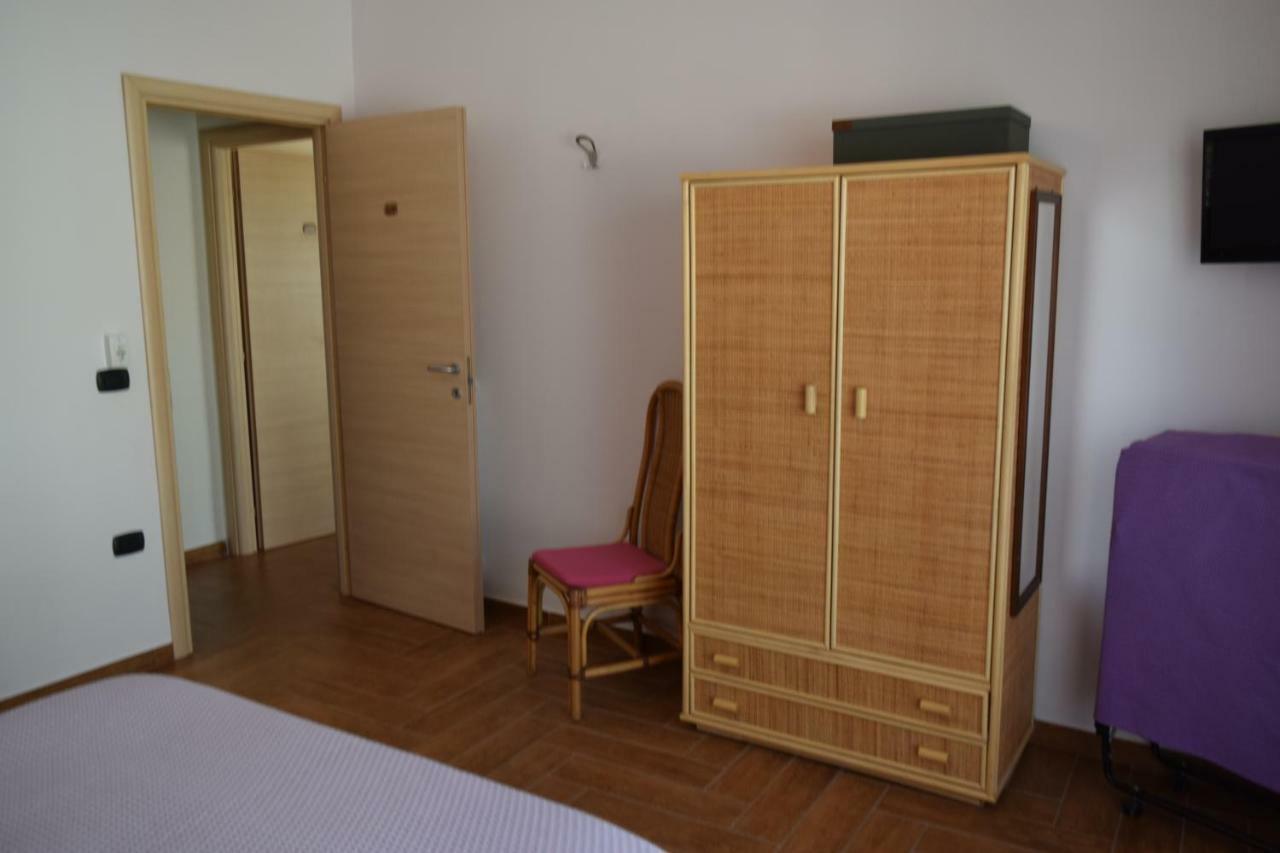 Bed &Breakfast Pinetamare Bed & Breakfast Castel Volturno Dış mekan fotoğraf